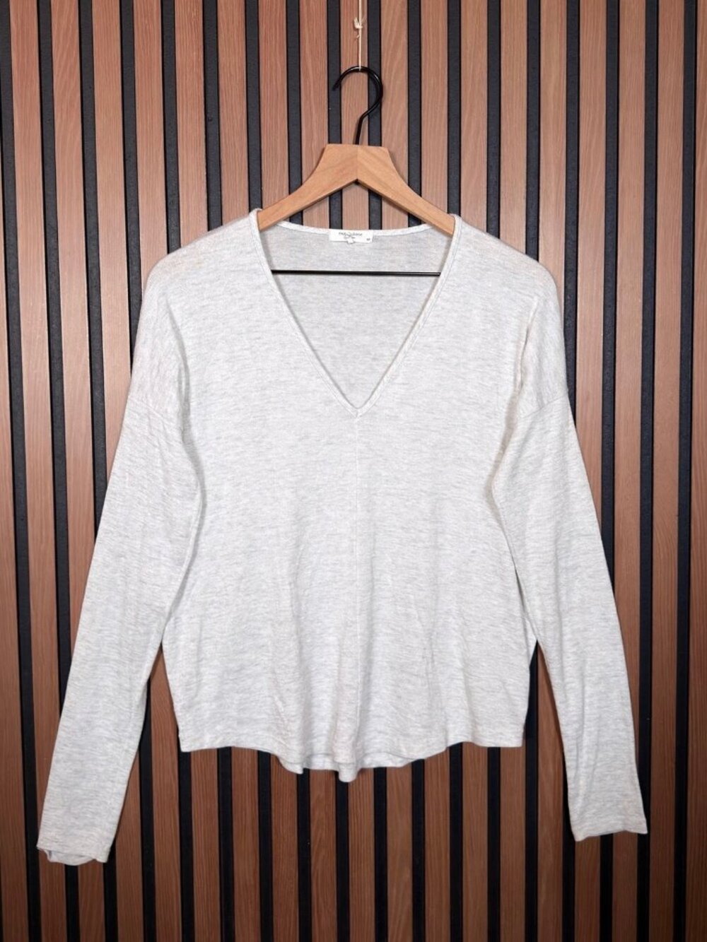 Rag & Bone Top Small Women’s White Long Sleeve V Neck Luxury Poly